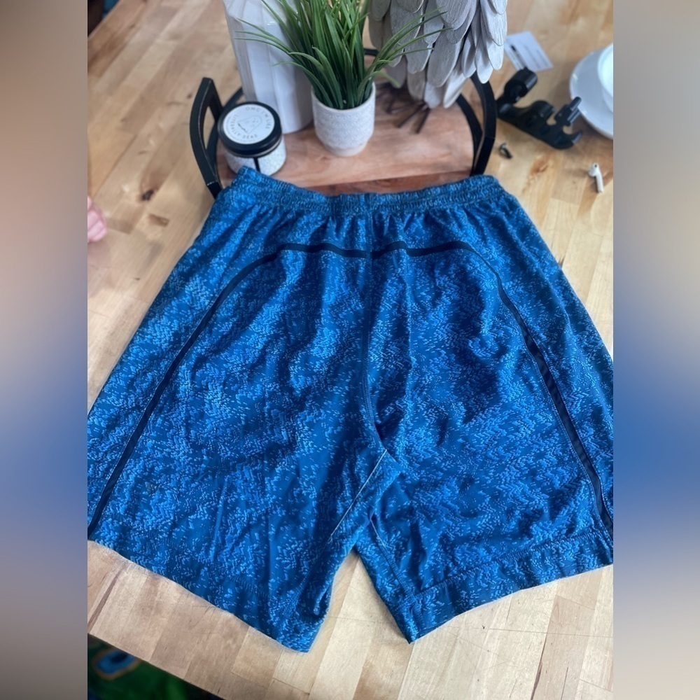 Pace Breaker Short - Resale size M